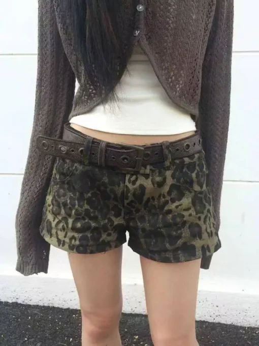 Y2k Low Rise Jean Shorts - Image 6