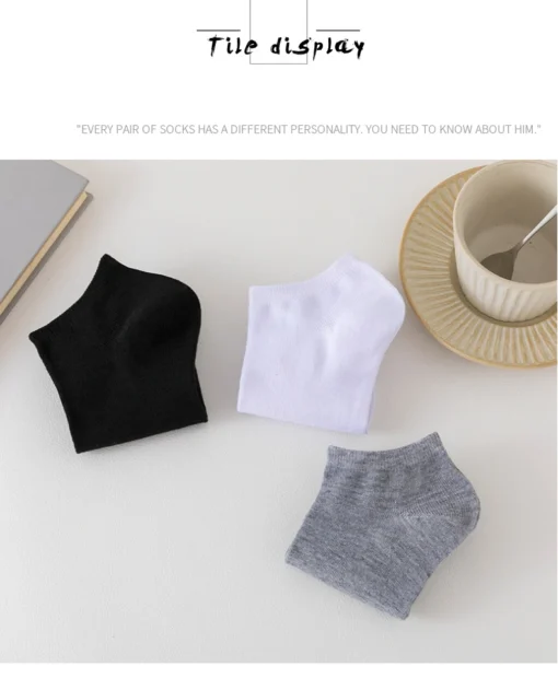 Unisex 40/20/10 Pairs of Solid Color Socks - Image 19