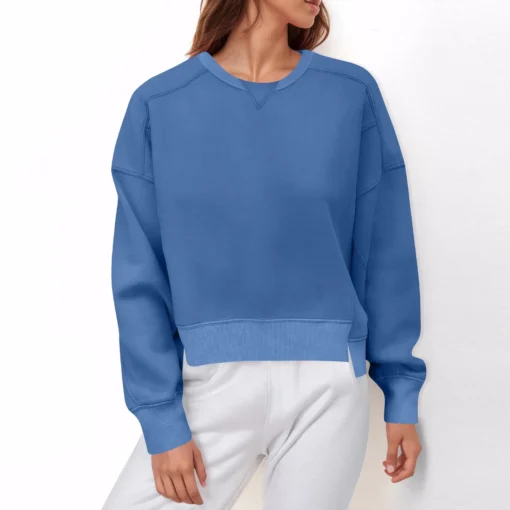 Long-Sleeved Simple Sweatshirt - Image 7