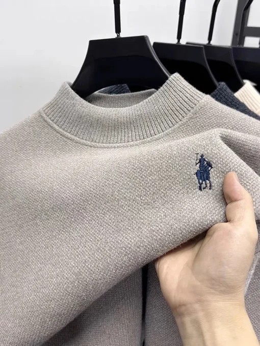High end luxury round neck sweater - Image 2