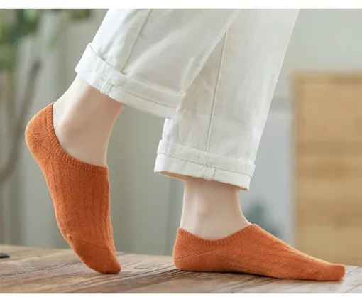 5 Pairs Invisible Boat Socks - Image 3