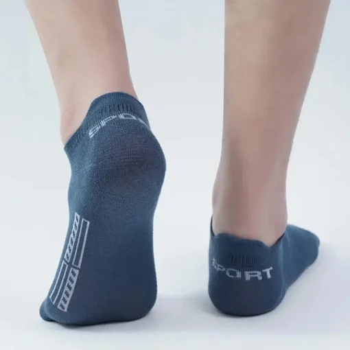 Men's Summer Thin Mesh Breathable Polyester Sports Socks - Image 4