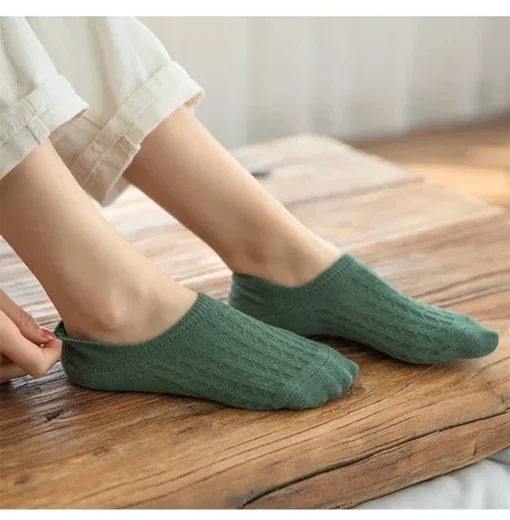 5 Pairs Invisible Boat Socks - Image 2