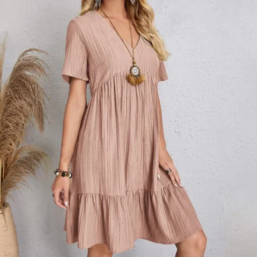 Loose V-neck Pleated Dress - Image 15