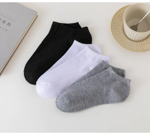 Unisex 40/20/10 Pairs of Solid Color Socks - Image 20