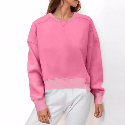 Long-Sleeved Simple Sweatshirt - Image 11