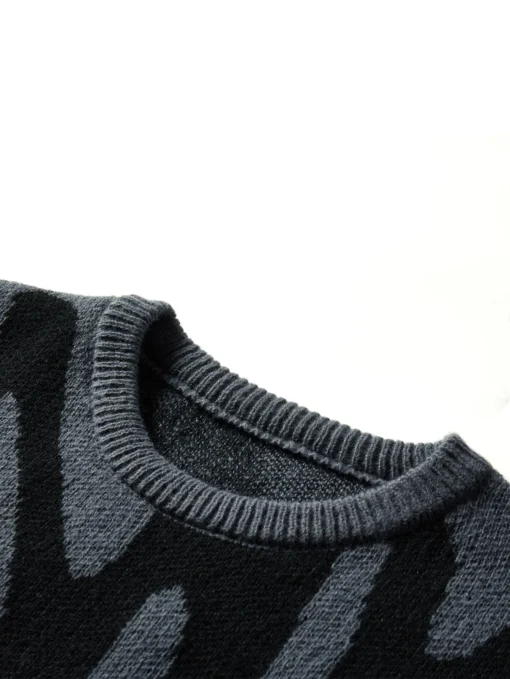 Irregular Jacquard Pattern Pullover Sweater - Image 2